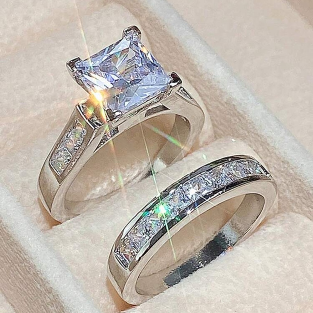 EMERALD FLOWER BRIDAL WEDDING RING
